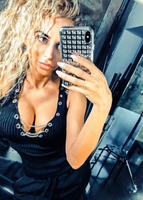 Проститутка Яна