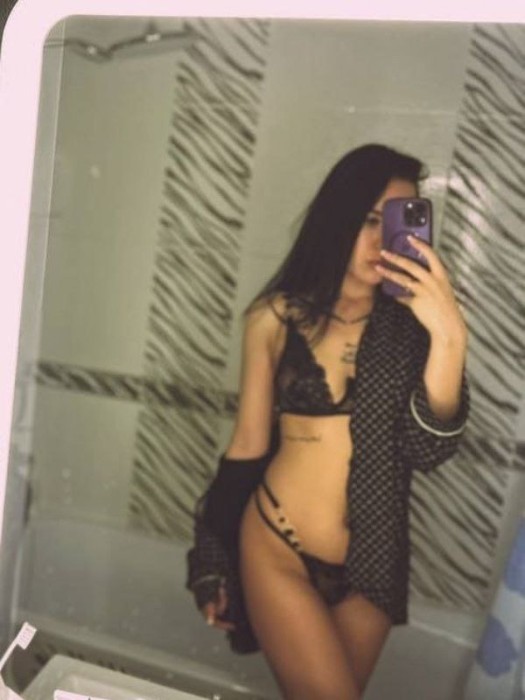 Алина